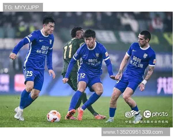 南京足球队以94分领跑杯赛积分榜展现强劲实力和夺冠希望 南京足球队以94分领跑杯赛积分榜展现强劲实力和夺冠希望